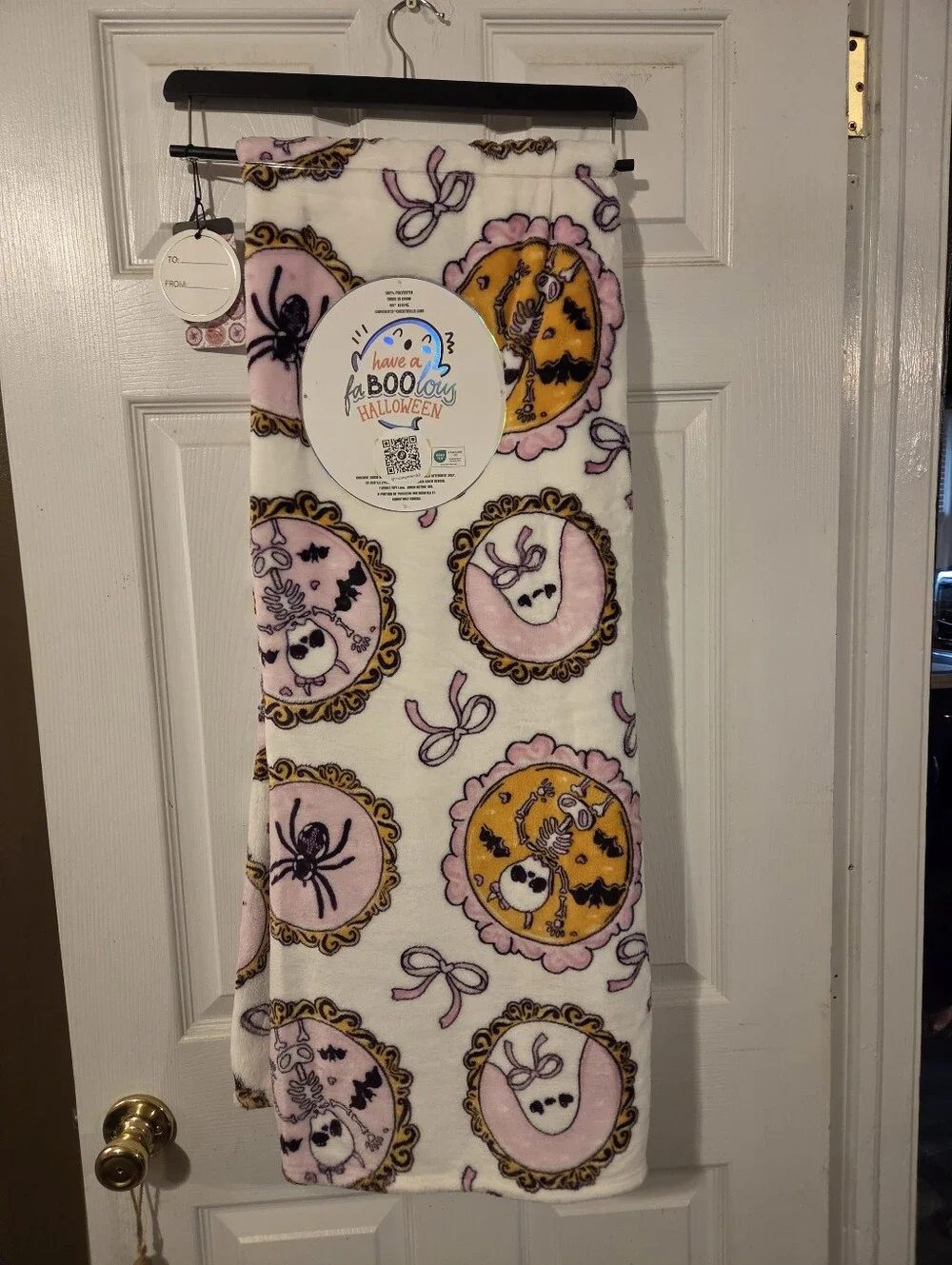 Ghosts & Skeletons Frame Style 50×70 Inch NWT Plush Throw